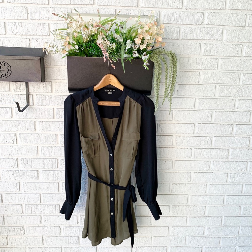 💕Double Zero Olive + Black Button Down Dress